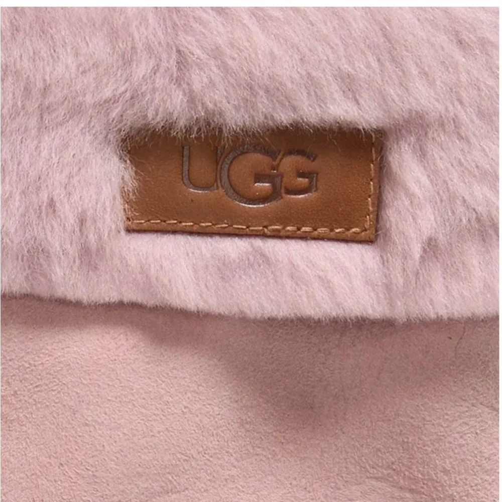 UGG Women's Blush Shearling gloves - Picture 3 of 5